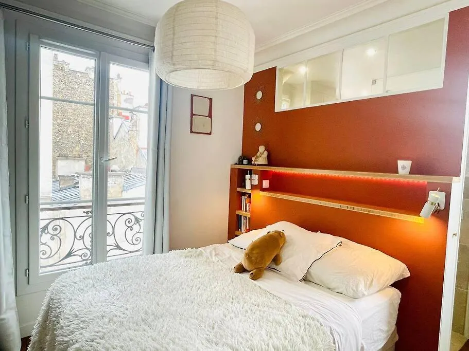 Apartment Appartement Republique Paris 11E France